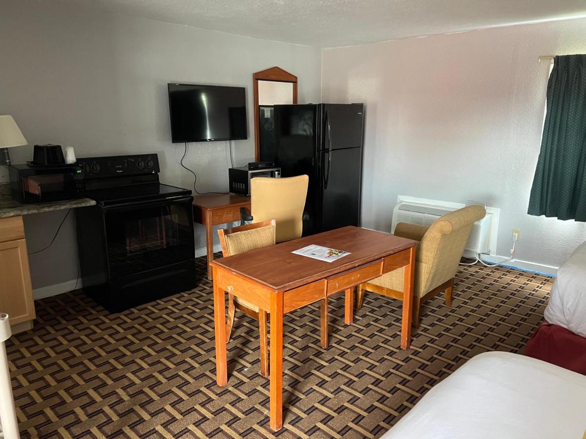 Budget Inn Tallahassee Extérieur photo