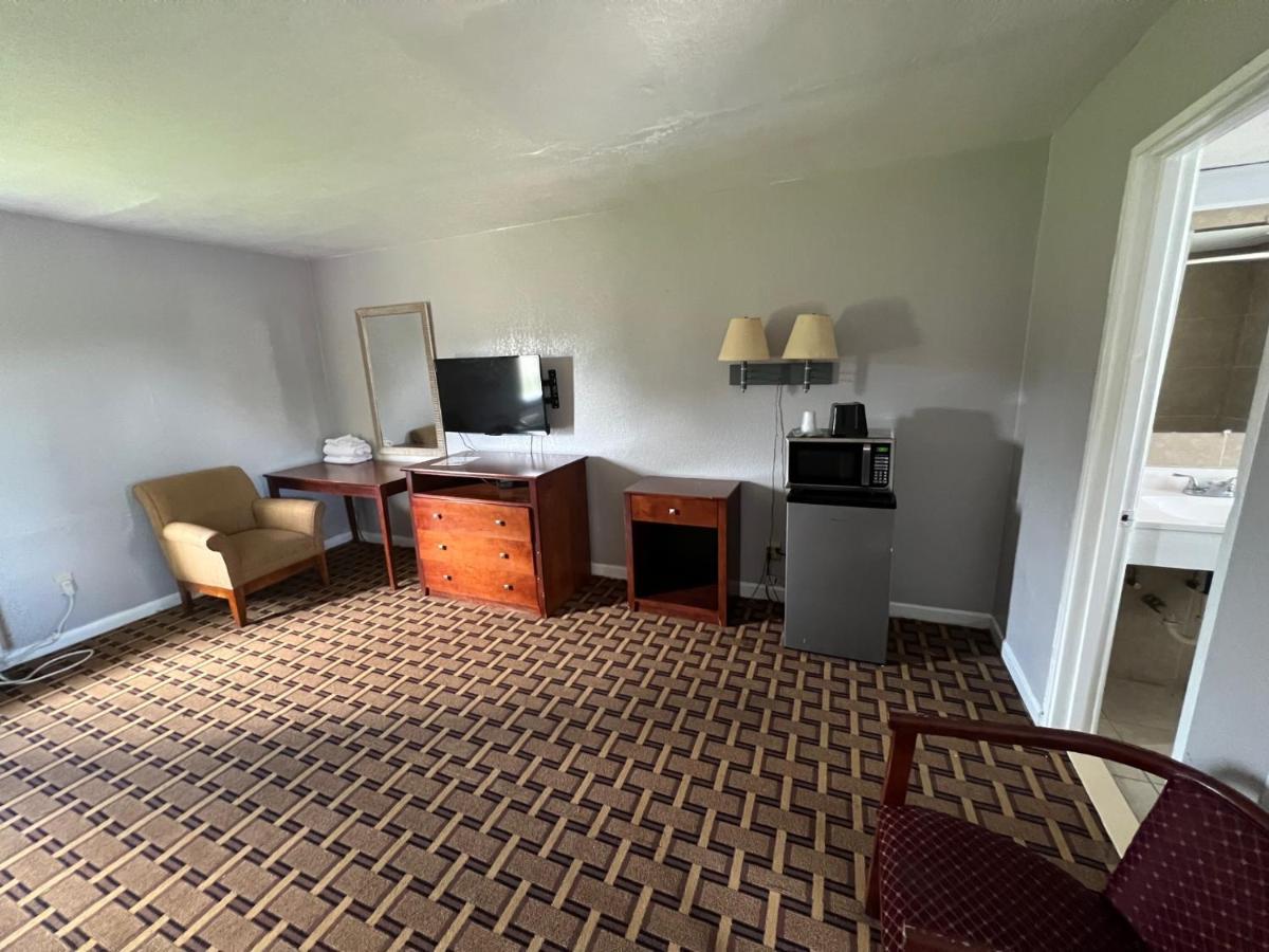 Budget Inn Tallahassee Extérieur photo