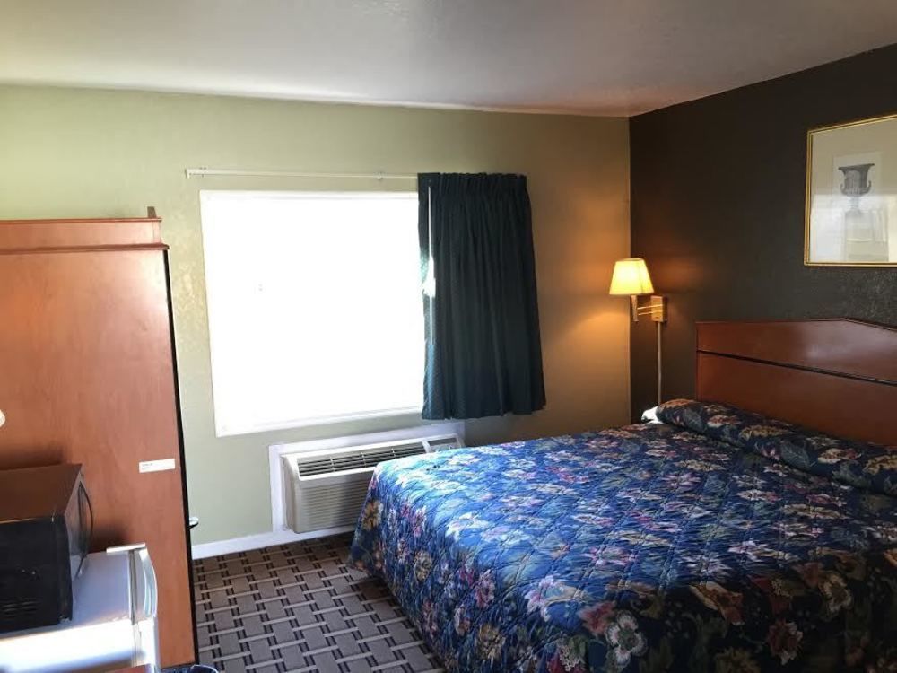 Budget Inn Tallahassee Extérieur photo