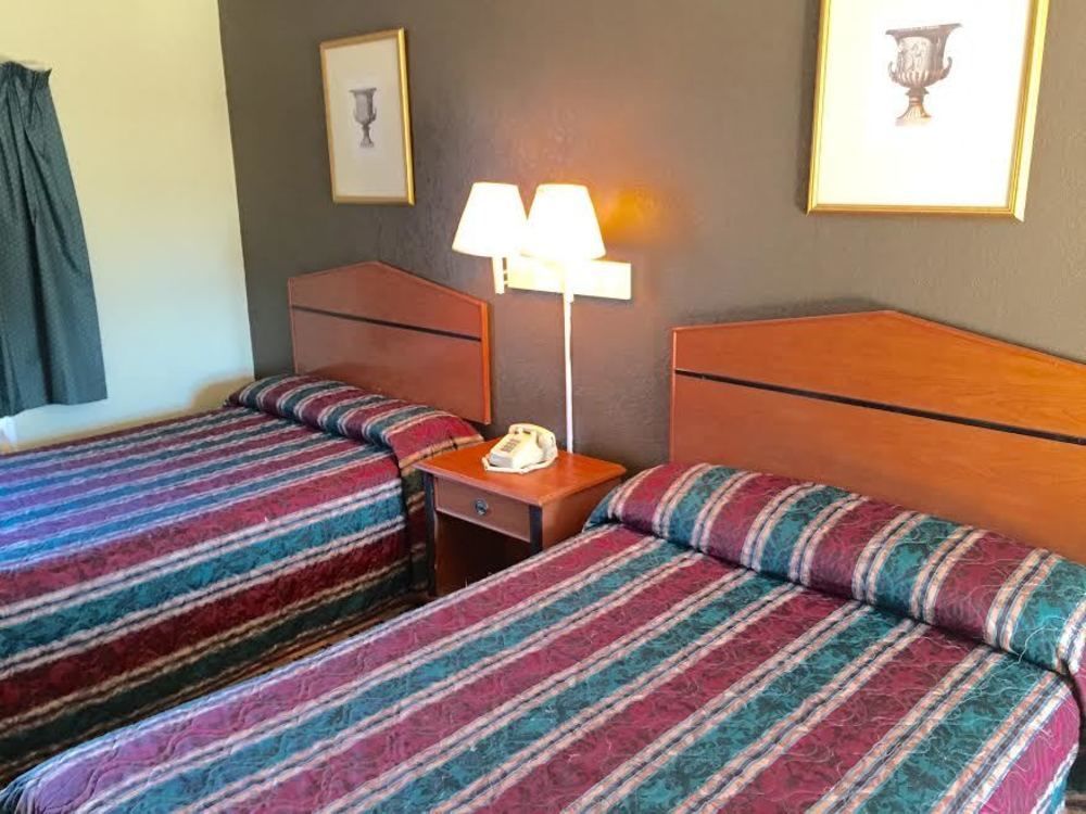 Budget Inn Tallahassee Extérieur photo