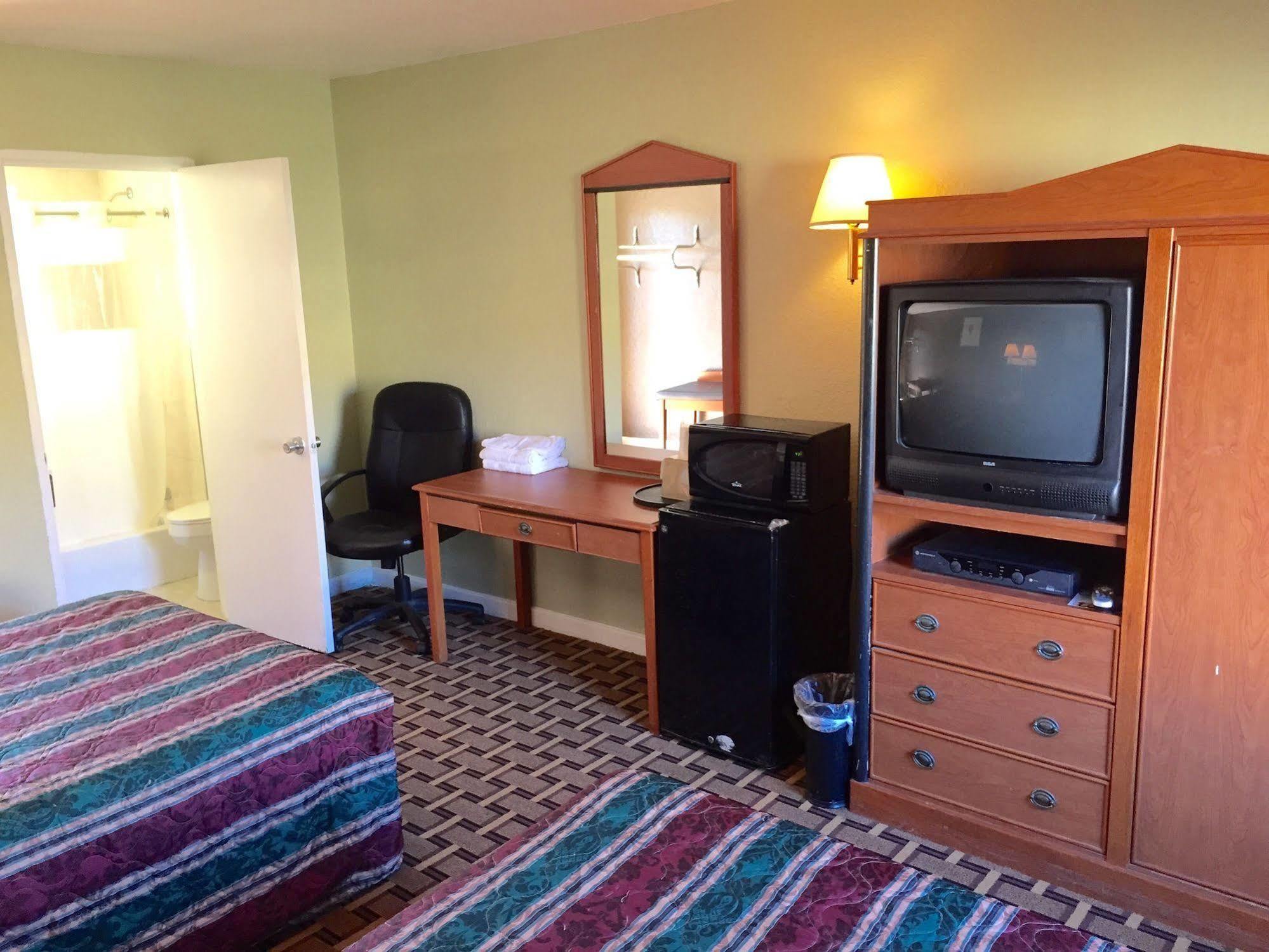 Budget Inn Tallahassee Extérieur photo